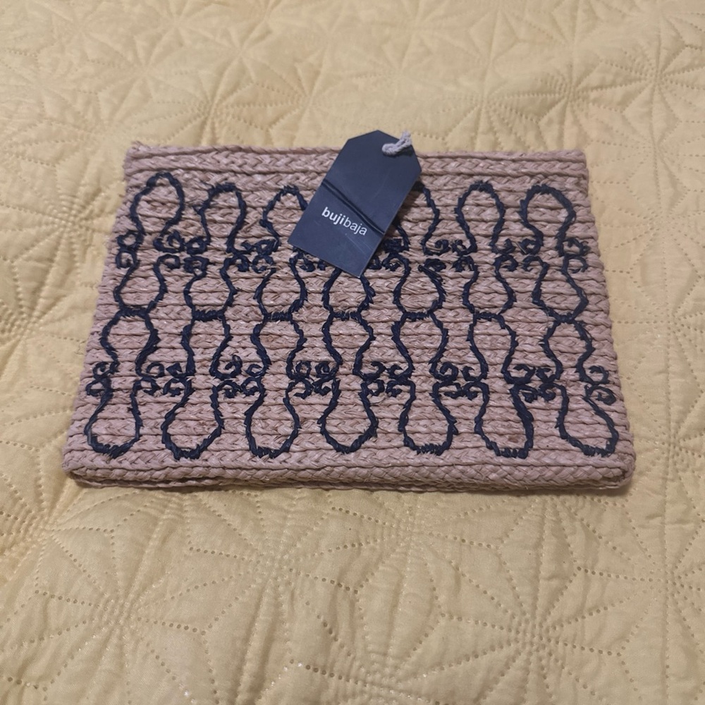 Handmade private label Buju Baja clutch.